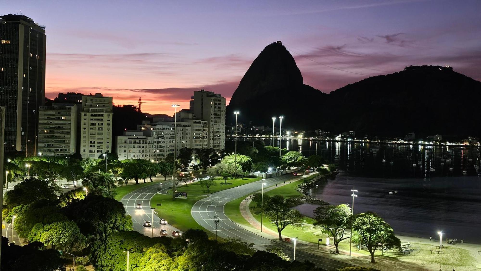 Apezinho Vista Enseada Botafogo *